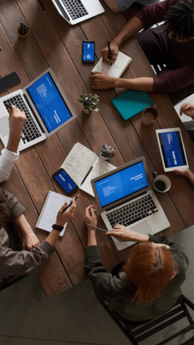 Software-Engineer-Jobs-750x1334 (1)